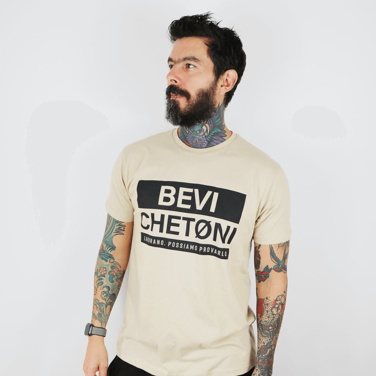 Italian - Bevi Chetoni TShirt *Sand*